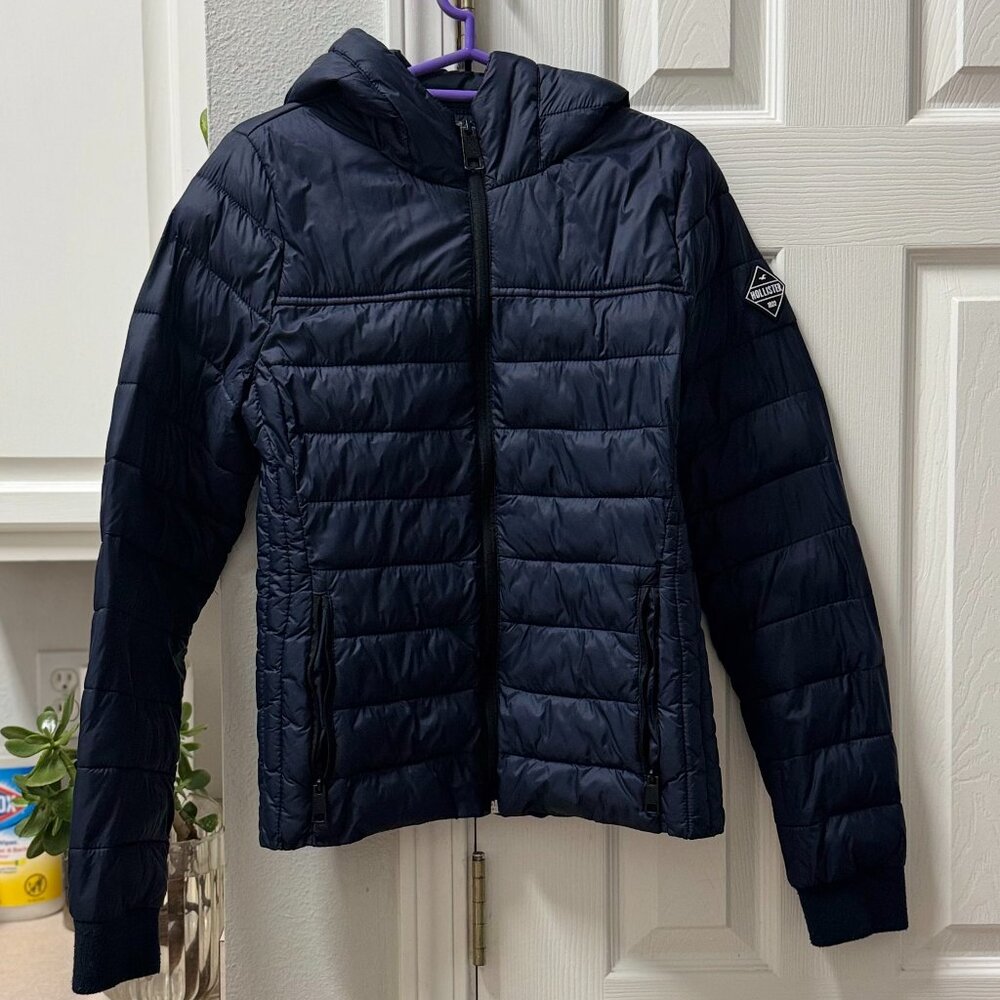Hollister Women's Puffer Jacket